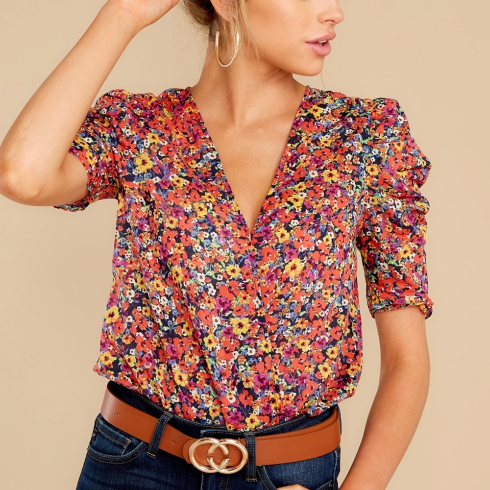 NWOT Glam Garden Black Floral Print Bodysuit